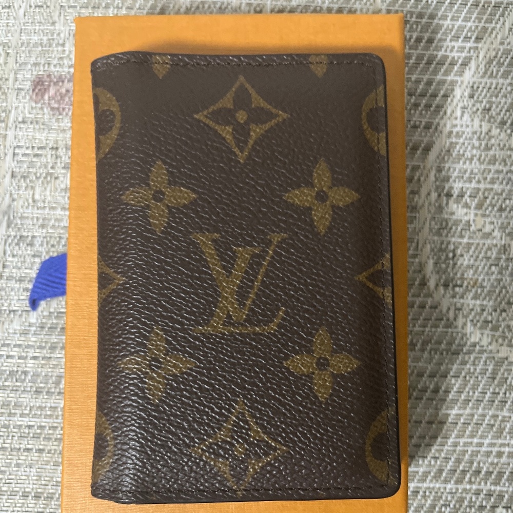 LV wallet